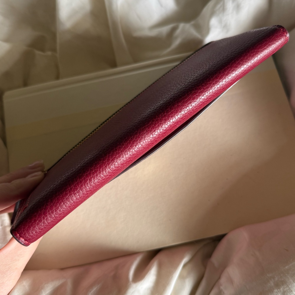 Coach Burgundy Red Pebbled Leather Trifold Wallet - Picture 3 of 9